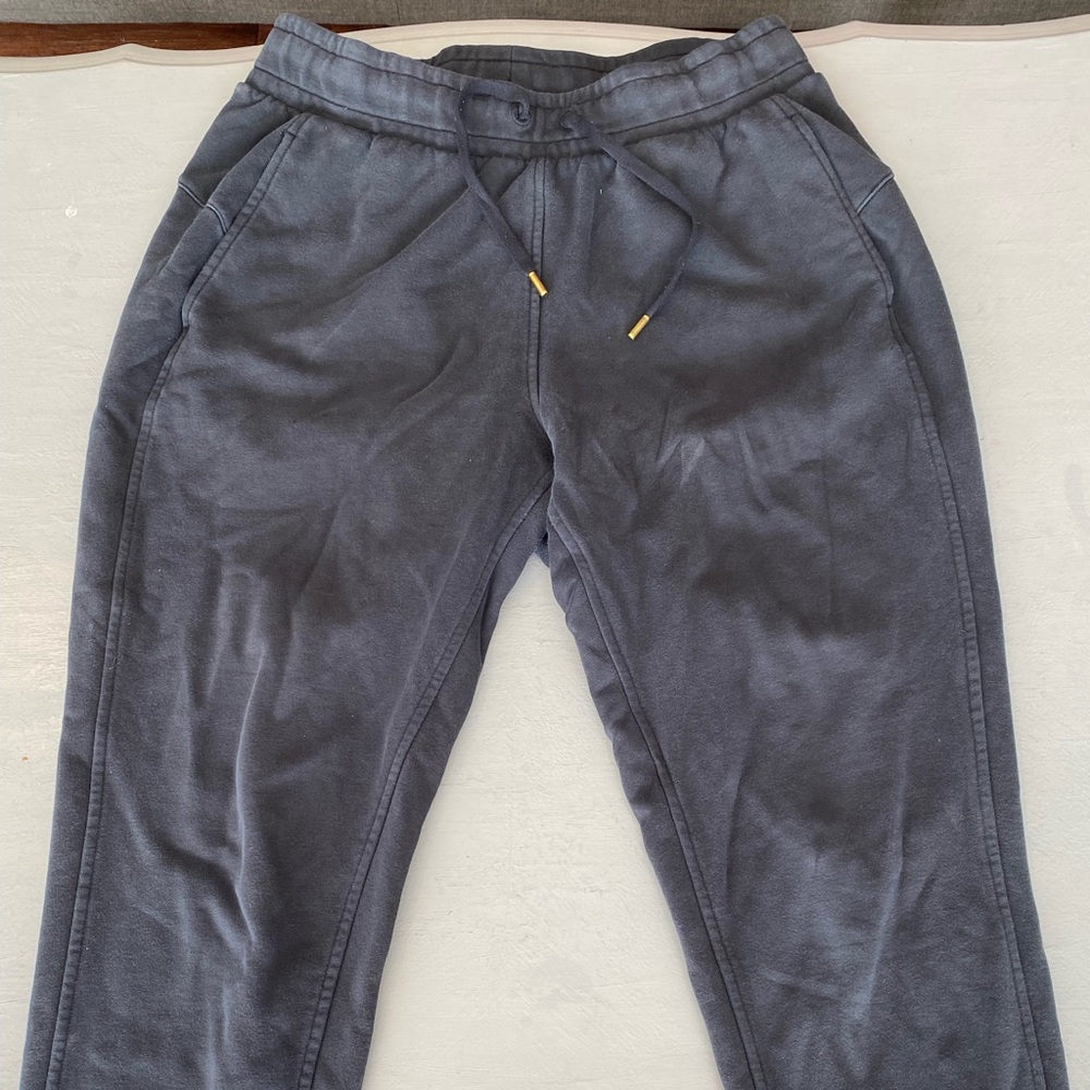 Black sweatpants